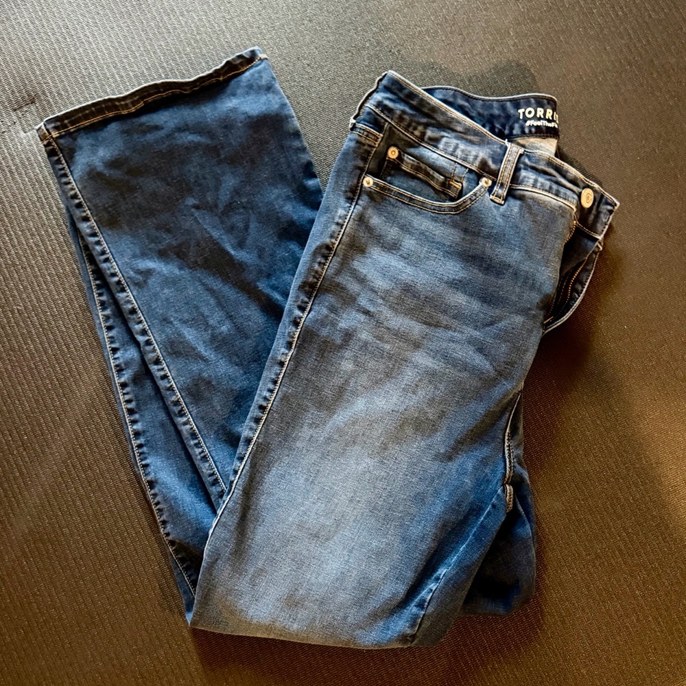 Torrid Dark Wash Boot Cut Jean - Trio Style Fits 3 Sizes!